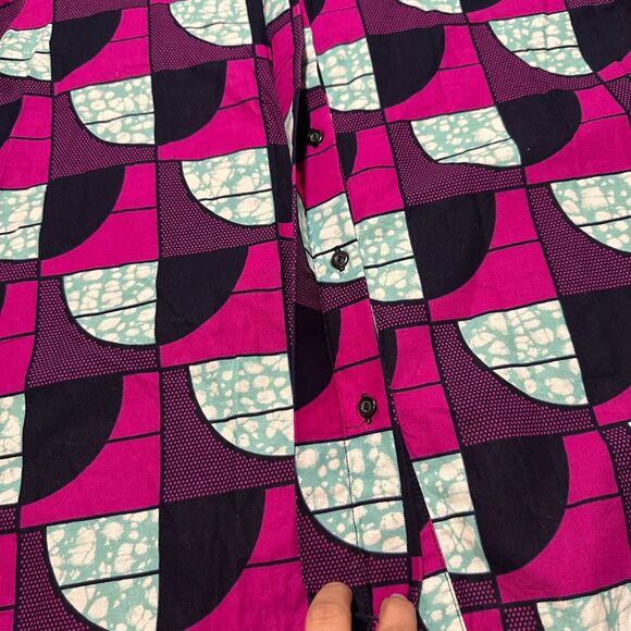Zuri Magenta Black Geometric Abstract Retro Mod Print Button Up Shirt Top, Large - Picture 3 of 8
